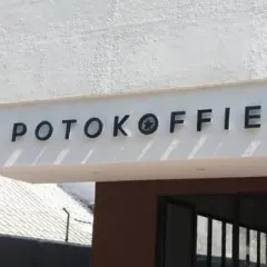 logo Potokoffie Signature